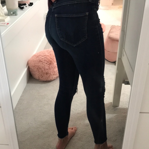 hollister 00 dark blue wash ripped jeans! - Picture 3 of 7